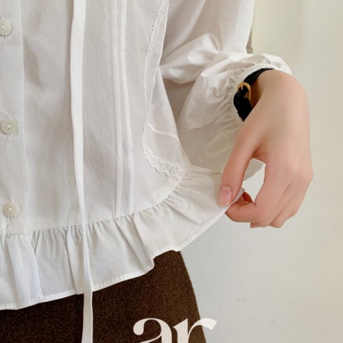 자수 프릴 리본 스트랩 긴팔 블라우스 bs8521