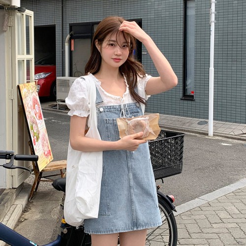 리빗 크롭 펀칭 레이스 반팔 블라우스 bs8174