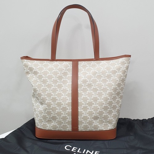 셀린느 여성 미디움 카바스 트리오페 캔버스 토트 숄더백 탄 115072FLC02GR