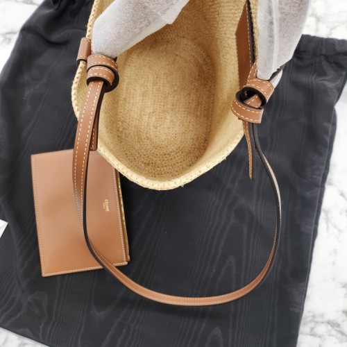 셀린느 여성 클래식 파니에 라피아 카프스킨 토트백 탠 115802FF704LU